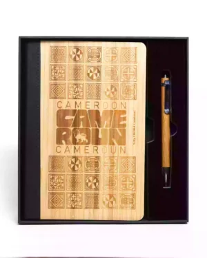 Bloc notes en bois gravé Belle Africaine