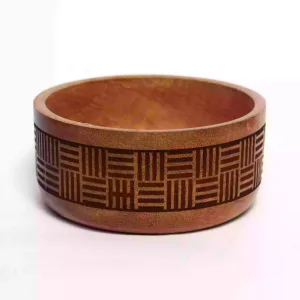 Bowl engraved with African patterns